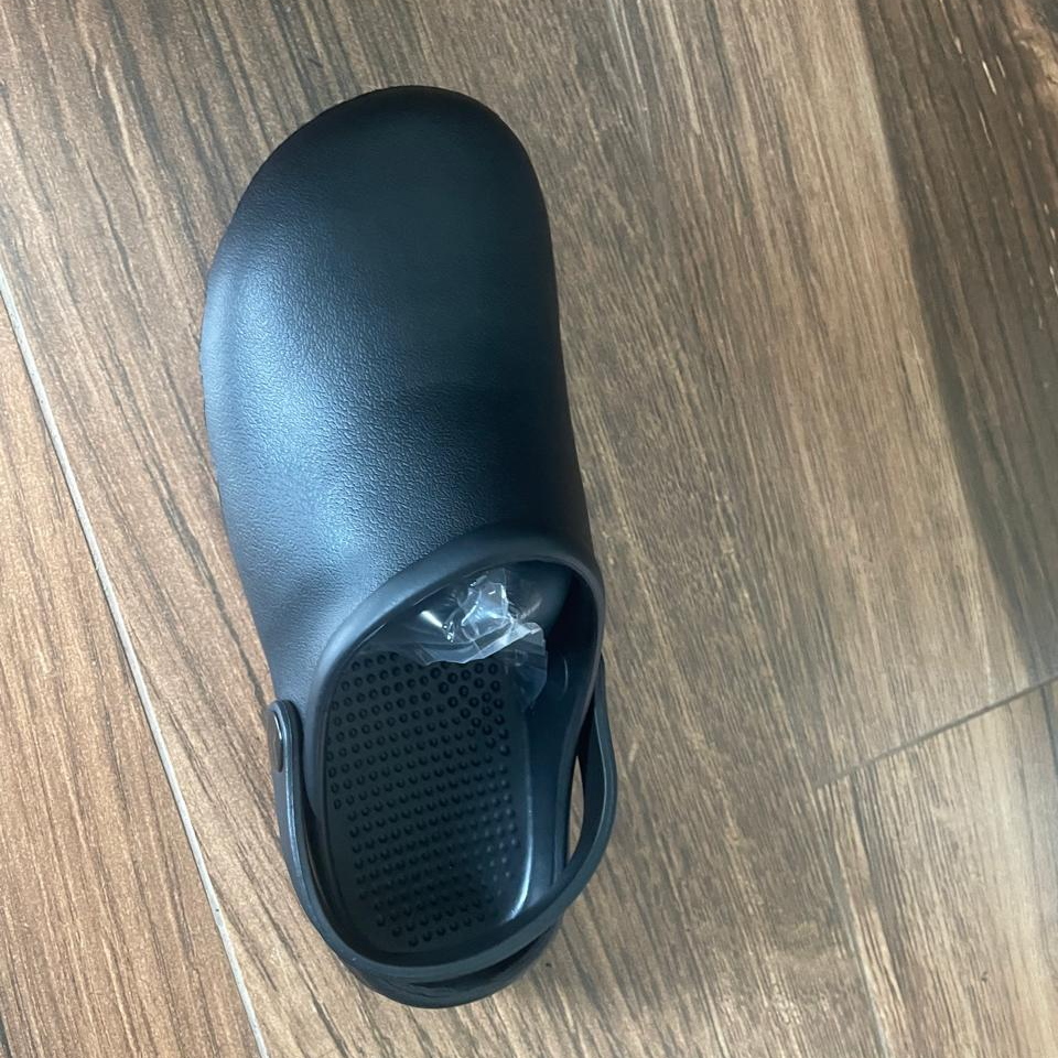 fea74b92-0207-478d-beec-6df3124bf8ad